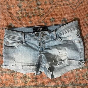 Hollister Low Rise Jean / Denim Short Shorts | Size 3 26 | light wash
